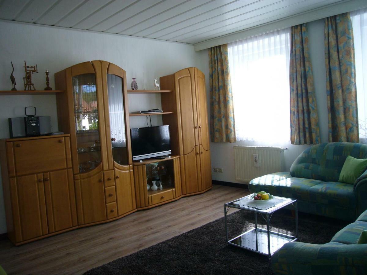 Ferienwohnung Im Alten Schulhaus - Keine Monteure Plech Bagian luar foto